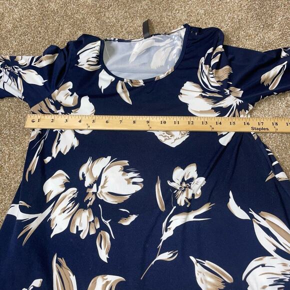 White Mark Handkerchief Tunic Top floral print Navy Blue White blouse top SZ M - Picture 6 of 9